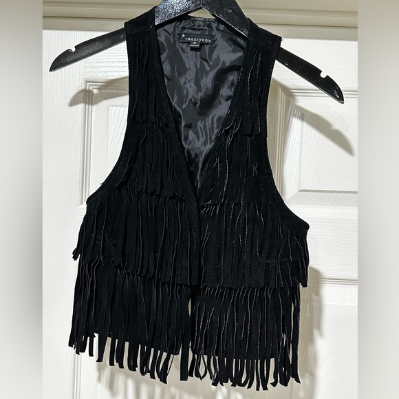 Twentyone Jackets & Blazers - TWENTYONE Vintage Fringe Suede Leather Vest BoHo hippie unisex medium 16 1/2 pit